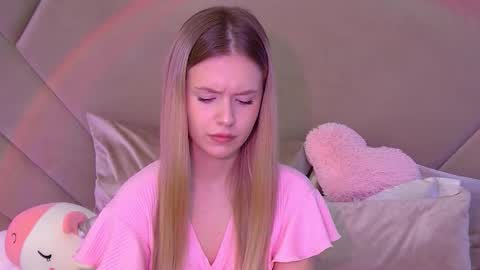 MilanaBalmain online show from 21, 10, 2025