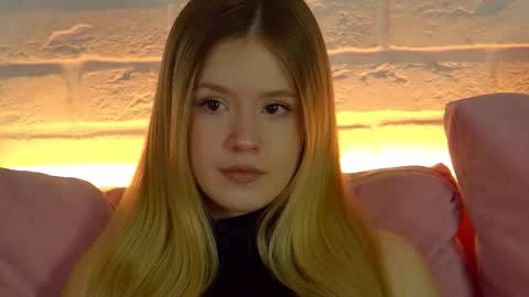 MilanaBalmain online show from 1, 12, 2025