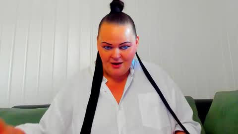 Lana online show from 16, 3, 2026