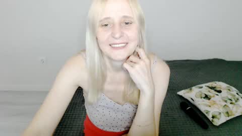 Snapshot of milanav chatting on 16, 2, 2025 Milena online show from 16, 2, 2025