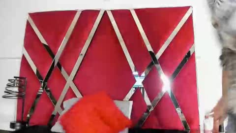 Snapshot of milanhtx2 chatting on 30, 12, 2024 milanx2 online show from 30, 12, 2024