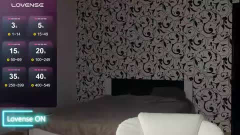 Snapshot of milania_hot_foxy chatting on 13, 11, 2025 Mila online show from 13, 11, 2025