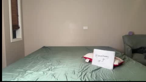 Snapshot of milaniheights chatting on 20, 12, 2025 Milani Heights online show from 20, 12, 2025