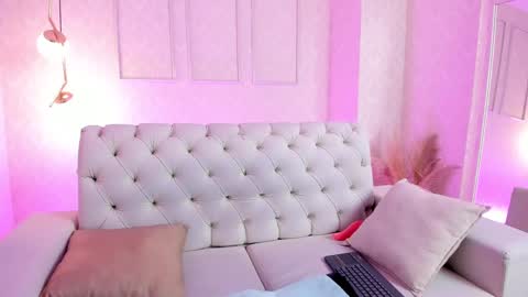 Sexy Mila  online show from 10, 3, 2025