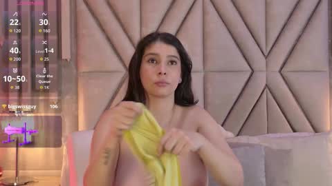 Snapshot of milarux chatting on 7, 11, 2025 milarux online show from 7, 11, 2025