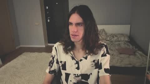 Mila online show from 12, 4, 2026