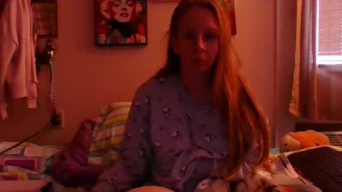 Mila online show from 6, 4, 2026