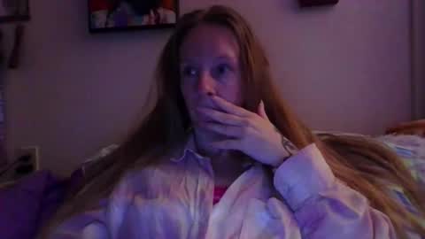 Mila online show from 11, 4, 2026