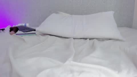 Milena  online show from 7, 1, 2025