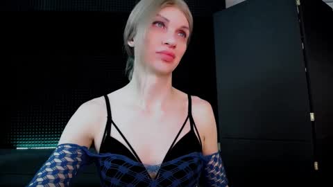 Snapshot of milena_hardy chatting on 26, 9, 2025 Milena Hardy online show from 26, 9, 2025