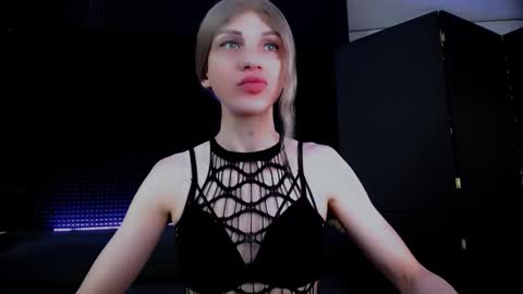 Snapshot of milena_hardy chatting on 17, 10, 2025 Milena Hardy online show from 17, 10, 2025