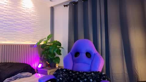 Snapshot of milena_lawson chatting on 1, 11, 2025 milena_lawson online show from 1, 11, 2025