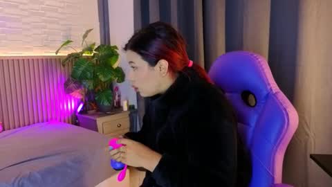 Snapshot of milena_lawson chatting on 29, 11, 2025 milena_lawson online show from 29, 11, 2025