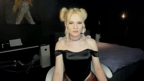 Milena online show from 14, 10, 2025