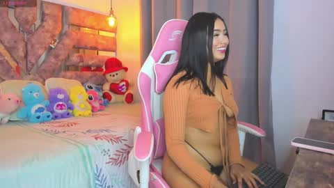 Snapshot of mileonis_13 chatting on 25, 1, 2025 mileonis 13 online show from 25, 1, 2025