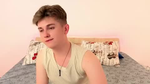 Snapshot of miless_cooper chatting on 7, 6, 2026 Miles online show from 7, 6, 2026