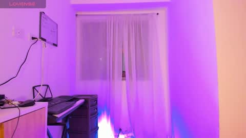 miley_kane online show from 9, 1, 2025