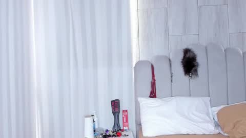 Snapshot of mileyerikson chatting on 29, 9, 2025 MILEY online show from 29, 9, 2025