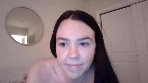 Snapshot of milf4you6 chatting on 26, 11, 2025 milf4you6 online show from 26, 11, 2025