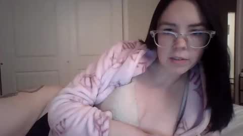 Snapshot of milf4you6 chatting on 2, 12, 2025 milf4you6 online show from 2, 12, 2025