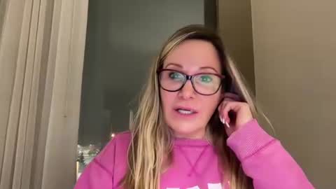 Snapshot of milf_goddess chatting on 14, 12, 2025 MIlf Goddess online show from 14, 12, 2025