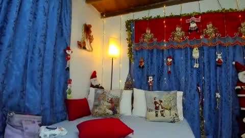 Snapshot of milfboobs_10 chatting on 4, 12, 2025 Nakary Bustamante online show from 4, 12, 2025