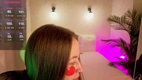 Snapshot of milfcruze chatting on 20, 11, 2025 milfcruze online show from 20, 11, 2025