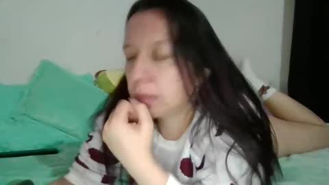 Snapshot of milfevha chatting on 18, 1, 2025 milfevha online show from 18, 1, 2025