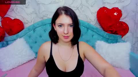 milinafox online show from 2, 3, 2025