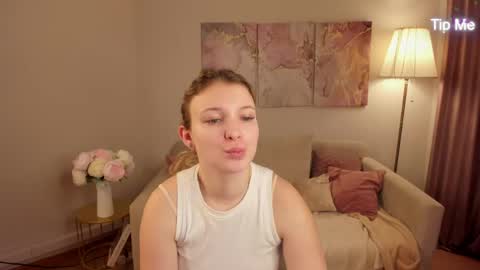 milinafox online show from 23, 5, 2026