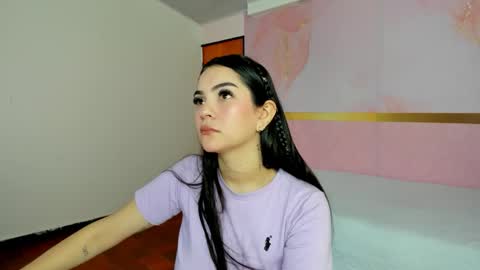 Snapshot of milk_candy16 chatting on 19, 9, 2025 S O F I A online show from 19, 9, 2025