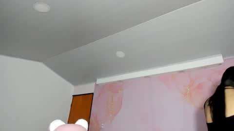 Snapshot of milk_candy16 chatting on 21, 10, 2025 S O F I A online show from 21, 10, 2025