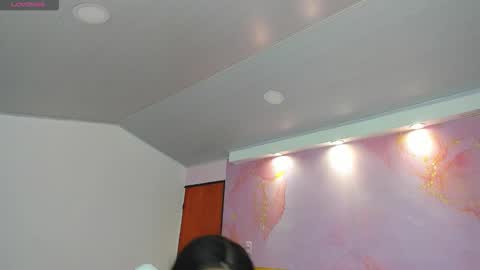 Snapshot of milk_candy16 chatting on 15, 11, 2025 S O F I A online show from 15, 11, 2025