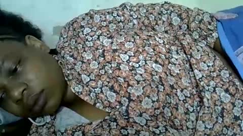 Snapshot of milk_titz chatting on 9, 1, 2025 kinwity online show from 9, 1, 2025