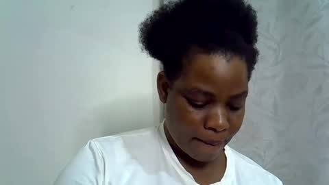 Snapshot of milk_titz chatting on 30, 1, 2025 kinwity online show from 30, 1, 2025