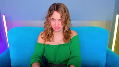 milkablond online show from 6, 2, 2025