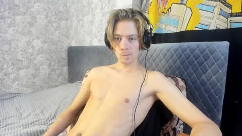 Isaac online show from 25, 9, 2025