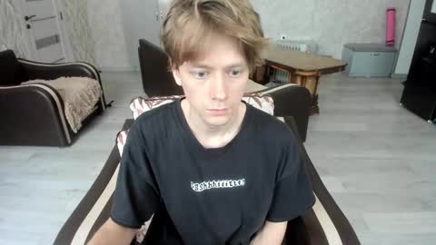 Isaac online show from 13, 2, 2026