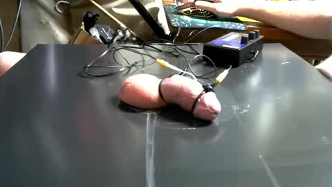 milk me dry online show from 28, 12, 2024