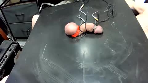 milk me dry online show from 5, 2, 2026