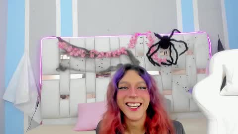 Snapshot of milkwhore1 chatting on 27, 10, 2025 Michelle online show from 27, 10, 2025