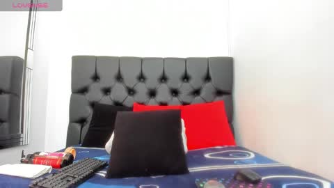 Snapshot of milky_lau_18 chatting on 26, 1, 2025 milky_lau_18 online show from 26, 1, 2025