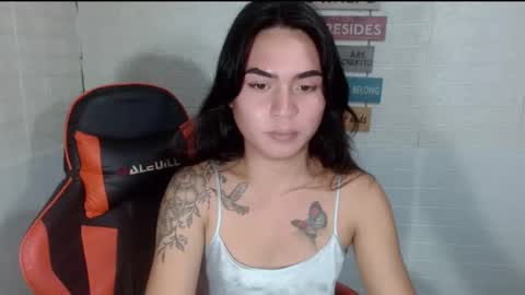 Snapshot of milkycumnel23 chatting on 20, 12, 2024 NEL 23 online show from 20, 12, 2024