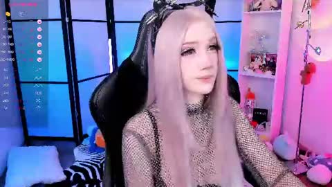 Snapshot of milkycute chatting on 2, 7, 2026 milky cute online show from 2, 7, 2026