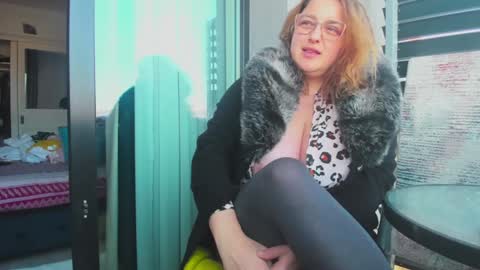 Livia online show from 4, 3, 2025
