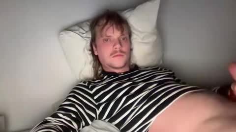 Snapshot of milkymitch chatting on 9, 1, 2025 Mimi online show from 9, 1, 2025