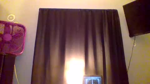 Pretty wet brown online show from 29, 12, 2024