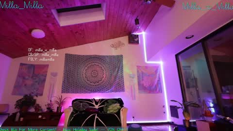 milla_milla online show from 23, 12, 2024