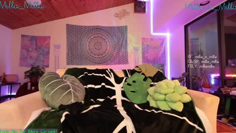 milla_milla online show from 26, 1, 2025