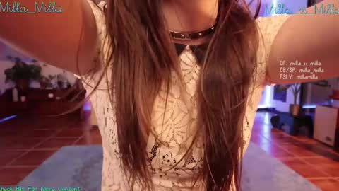 milla_milla online show from 10, 2, 2025